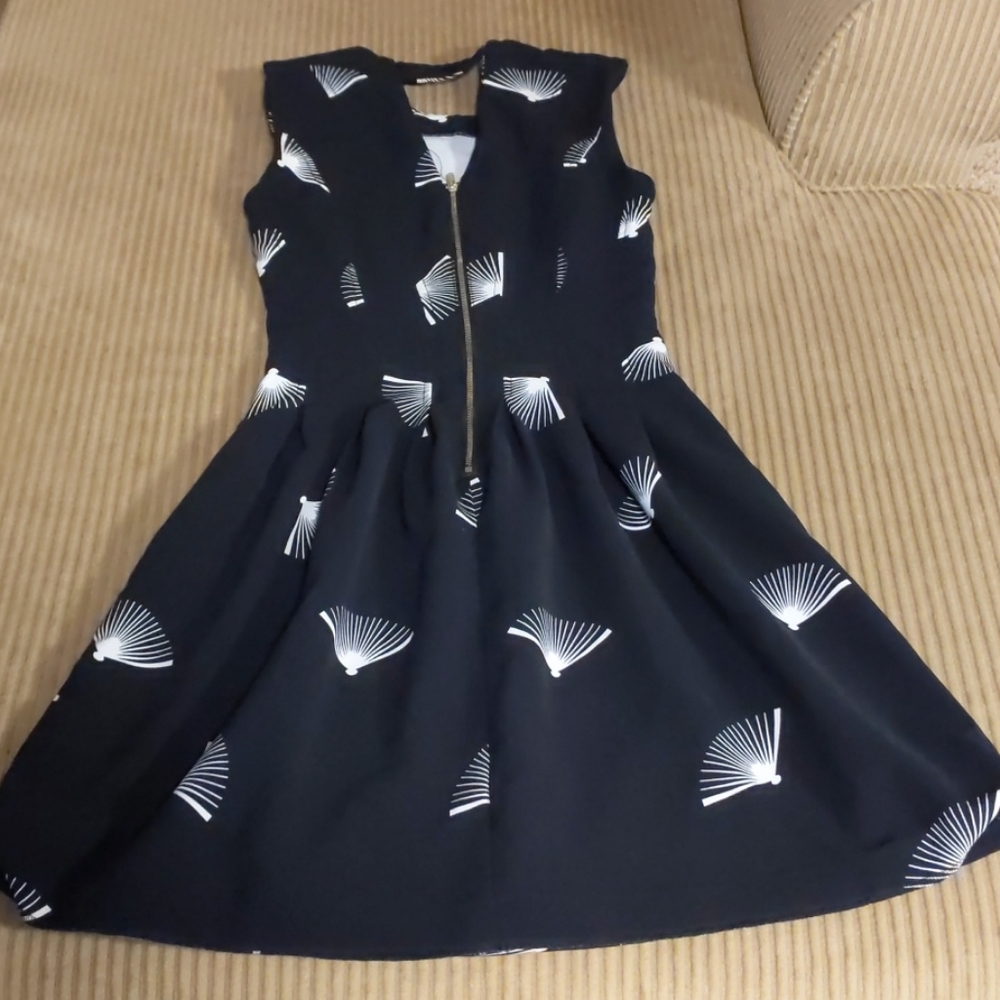 Fit+Flare Mini dress - Picture 2 of 4